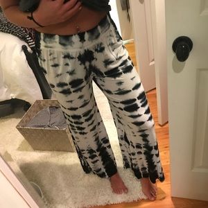 Tye-dye soft flowy pants